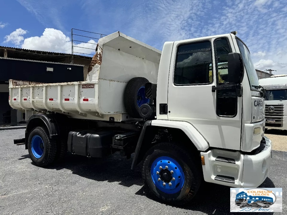 Ford Cargo 1317 2009